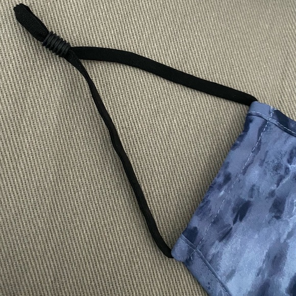 NEW Fabric Active face masks from Old Navy - not worn/washed - Picture 3 of 4